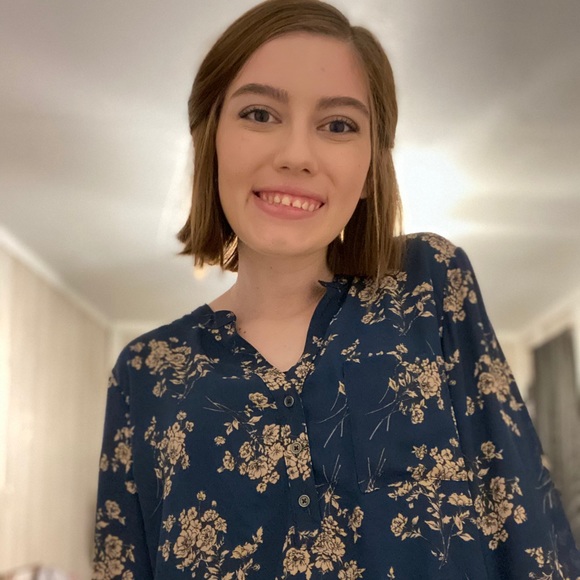 Meet your Posher, Krissy - Picture 1 of 1